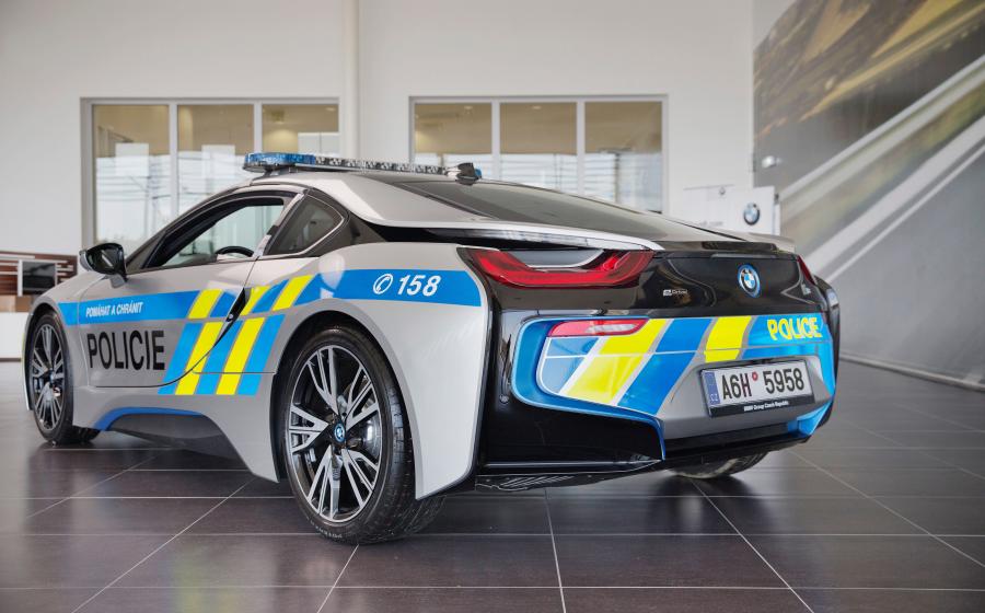  BMW i8 Policie (I12) 2017 года  (фото 5 из 9)